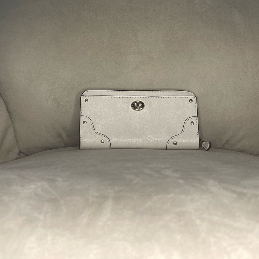Coach accordion zip wallet